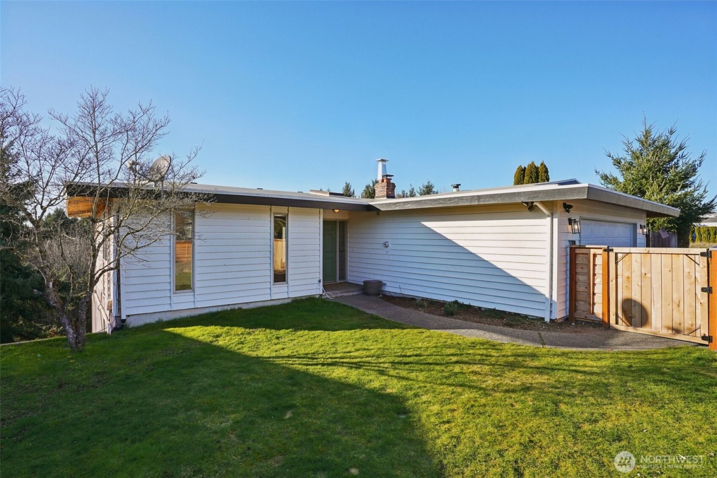 3308 N Narrows Drive , Tacoma, WA 98407