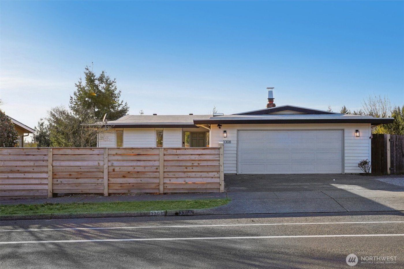 3308 N Narrows Drive , Tacoma, WA 98407