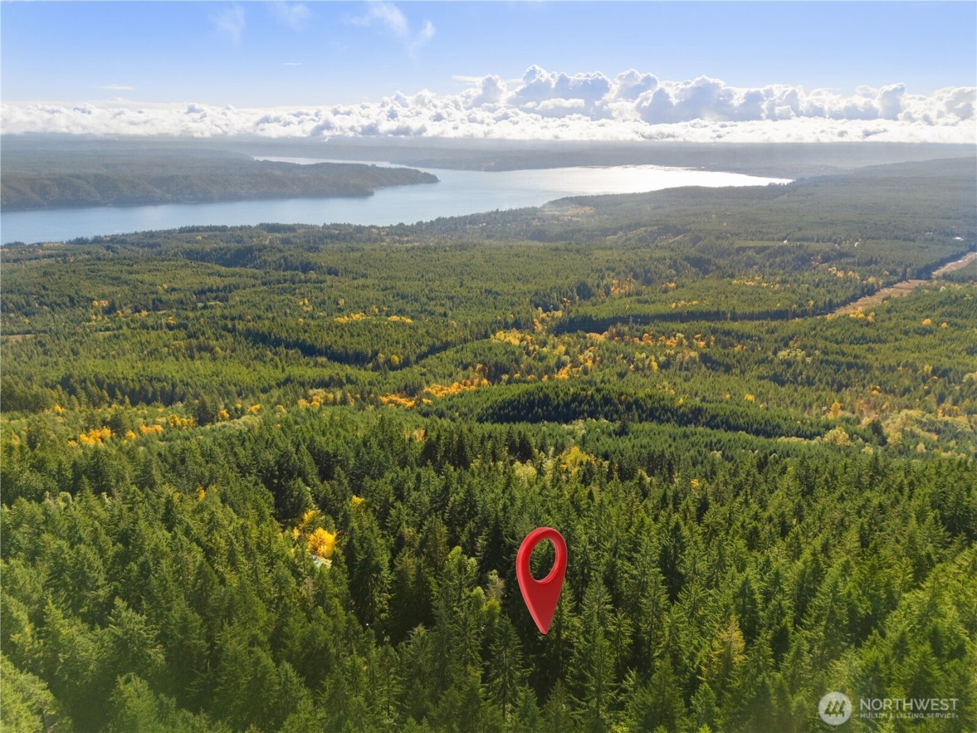 1350 N Hilltop Loop Road , Hoodsport, WA 98548