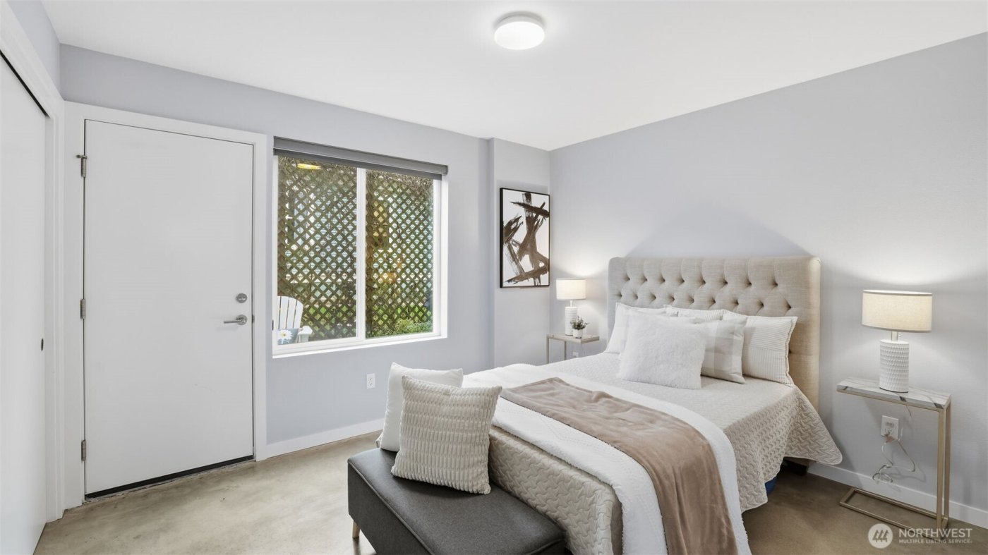 6404 28th Avenue NW, Seattle, WA 98107