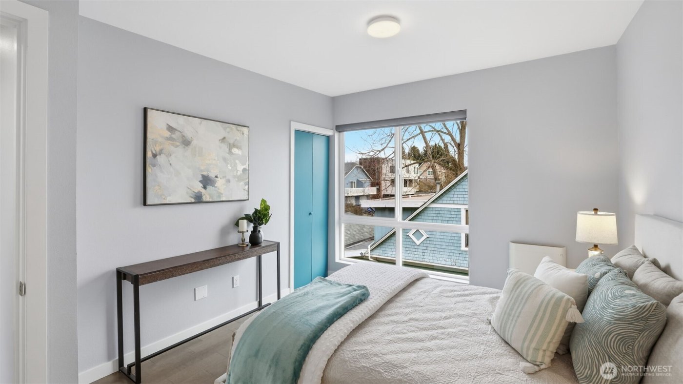 6404 28th Avenue NW, Seattle, WA 98107