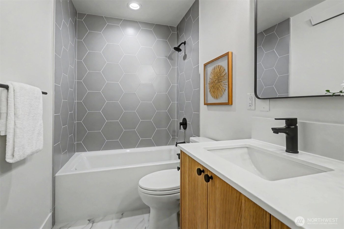 11251 108th Avenue NE, Kirkland, WA 98033