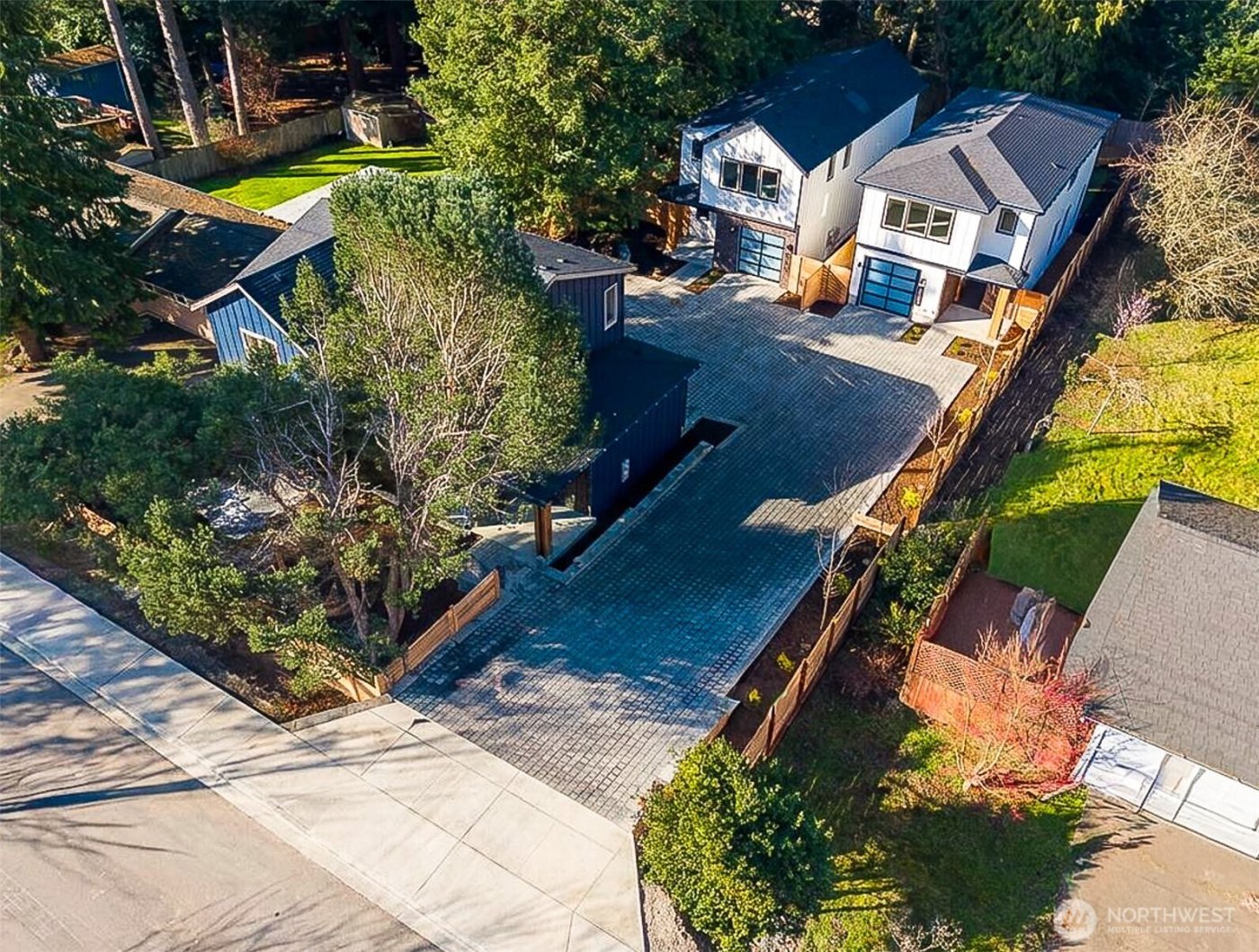 11251 108th Avenue NE, Kirkland, WA 98033