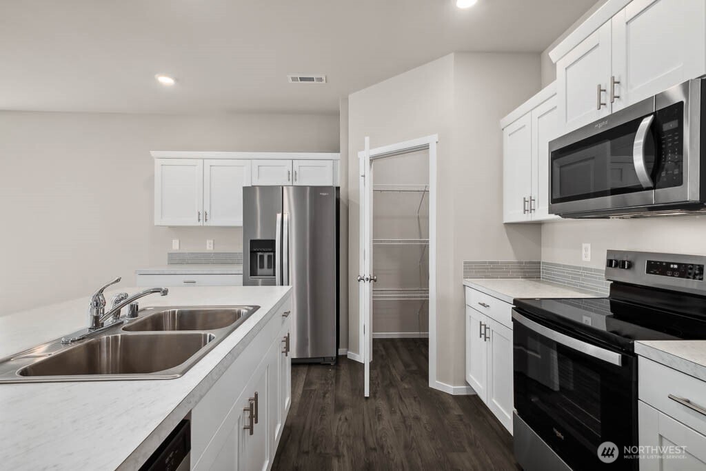 7408 280th Place NW #28, Stanwood, WA 98292