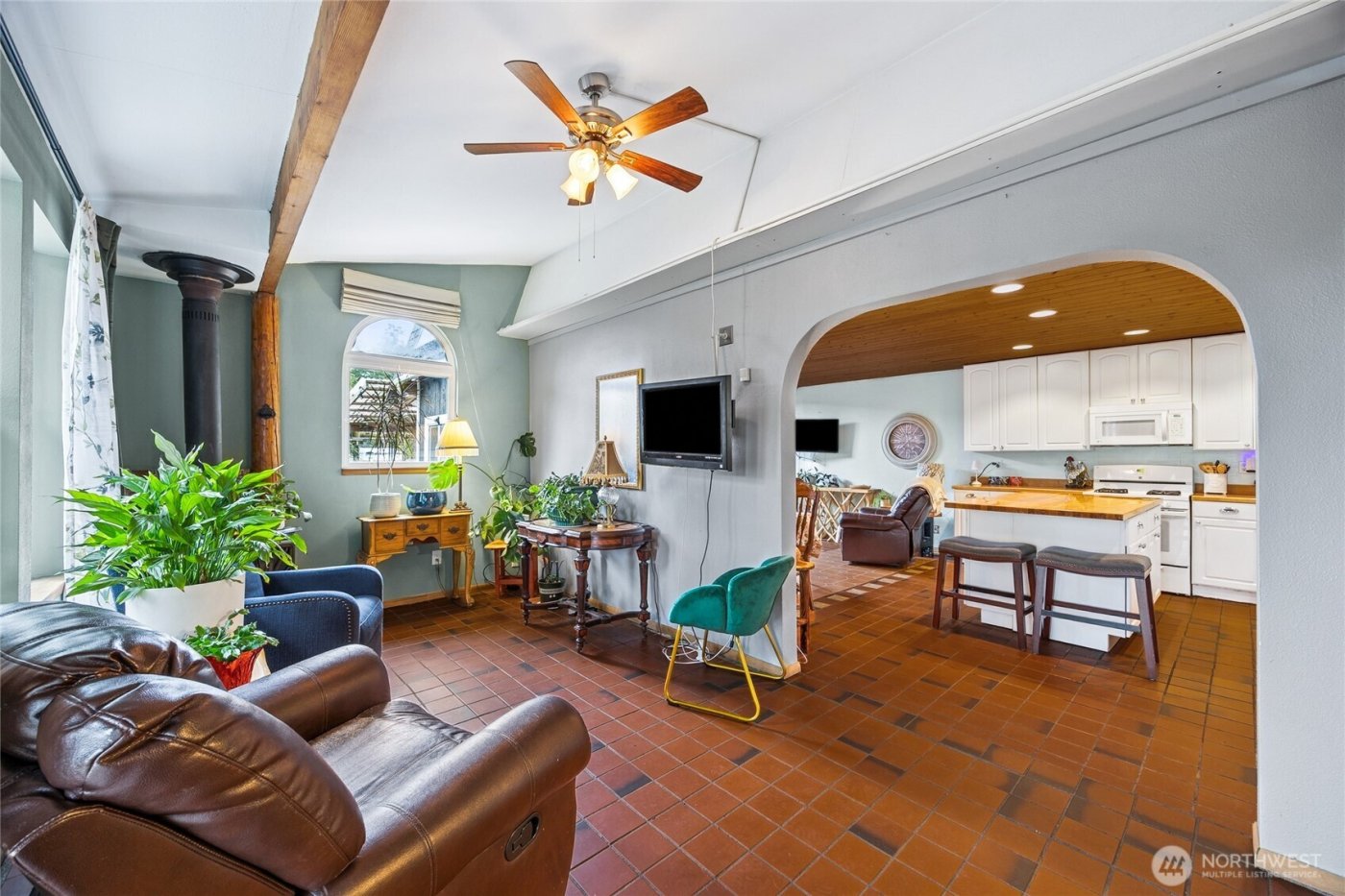 171 E Old Farm Rd , Shelton, WA 98584