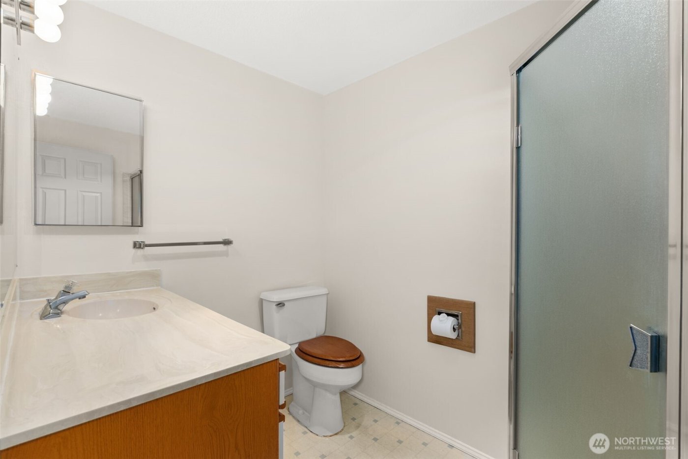 117 Hawthorn Lane , Centralia, WA 98531