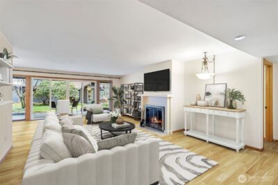 1602 NE 140th Street #N2, Seattle, WA 98125 - Photo 2