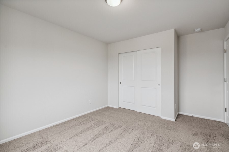 16577 Ireland Avenue SE, Yelm, WA 98597