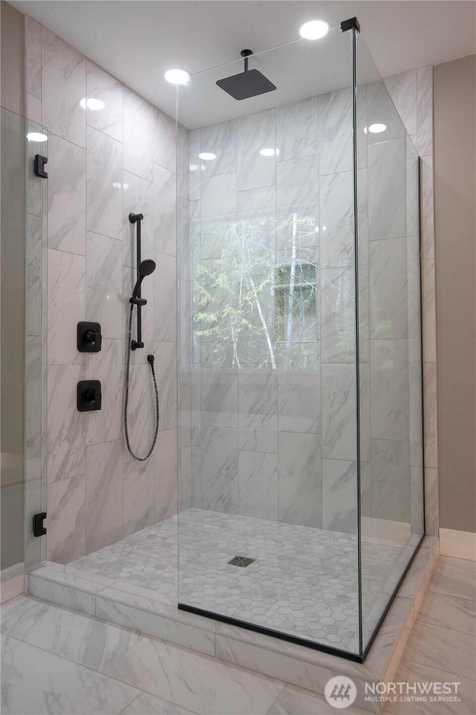 8908 Hunter Point NW, Olympia, WA 98502