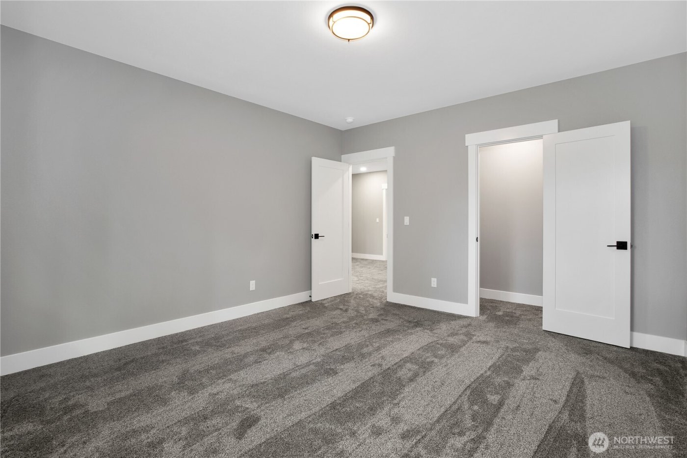 6145 Lake Saint Claire Drive SE, Olympia, WA 98513