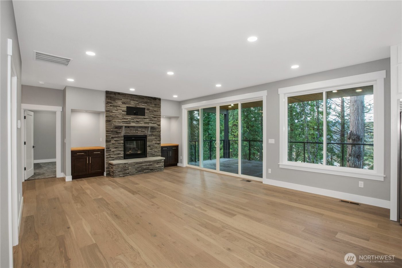 6145 Lake Saint Claire Drive SE, Olympia, WA 98513