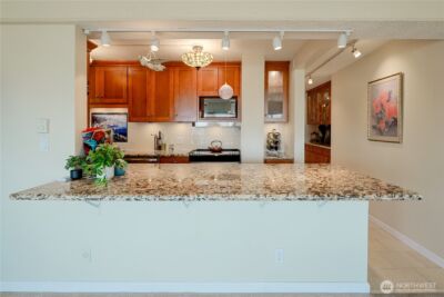 308 E Republican Street #214, Seattle, WA 98102 - Photo 8