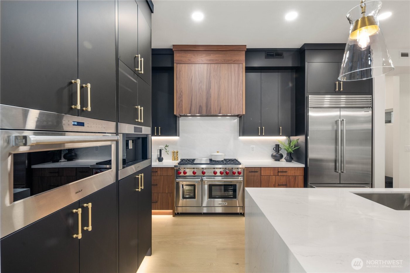 10416 130th Avenue NE, Kirkland, WA 98033