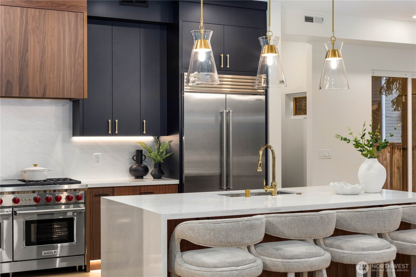 10416 130th Avenue NE, Kirkland, WA 98033