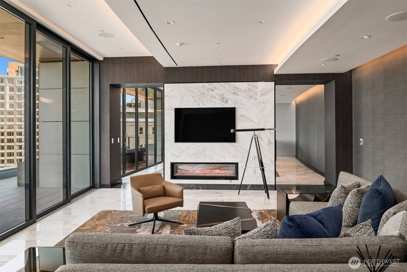 838 Avenue Square NE #1705, Bellevue, WA 98004