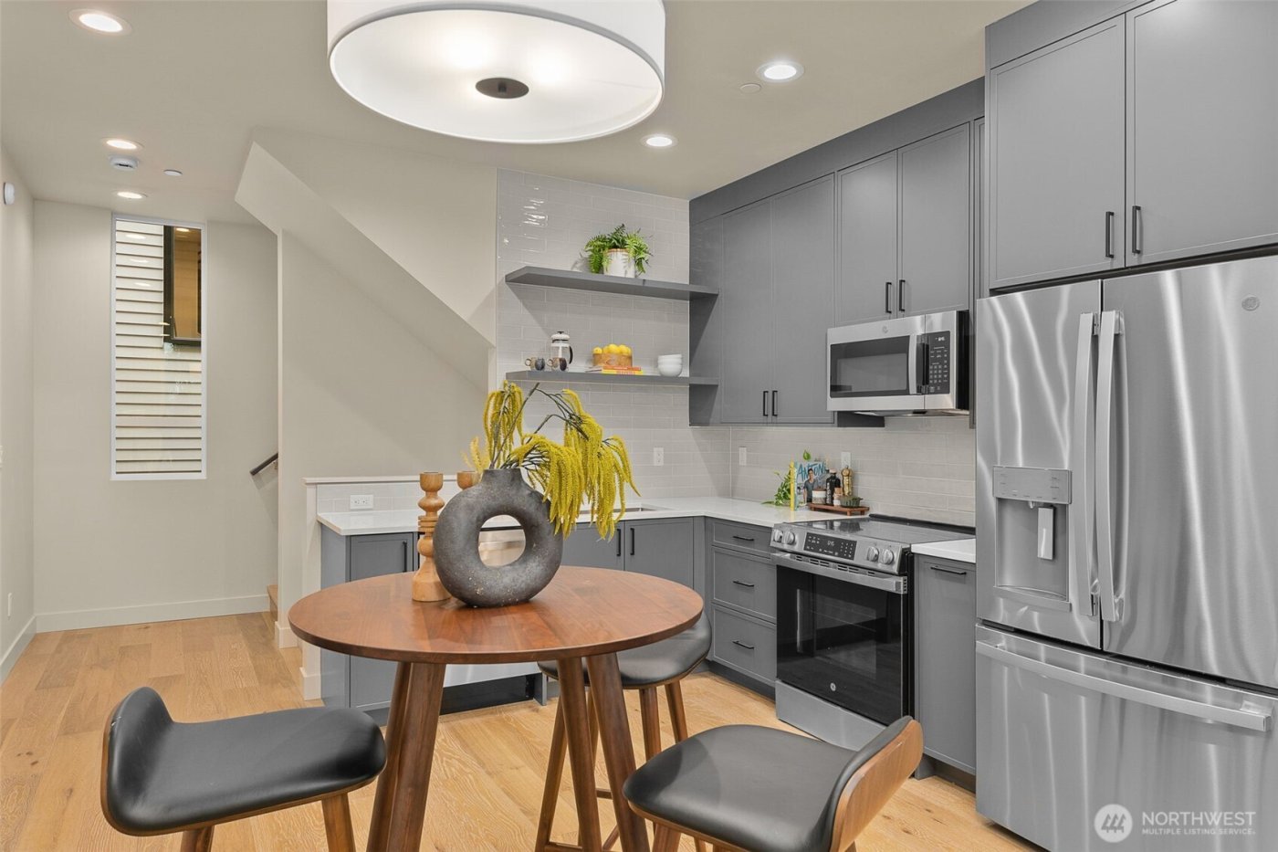 1110 B 34th Avenue , Seattle, WA 98122