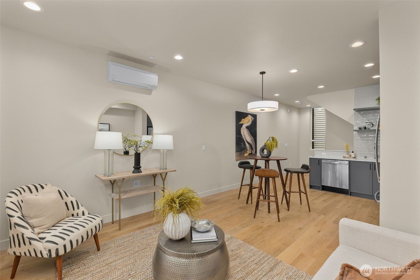 1110 B 34th Avenue , Seattle, WA 98122