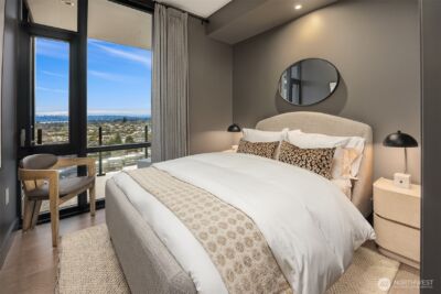 889 Avenue Square NE #1702, Bellevue, WA 98004 - Photo 12