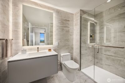 889 Avenue Square NE #1702, Bellevue, WA 98004 - Photo 10