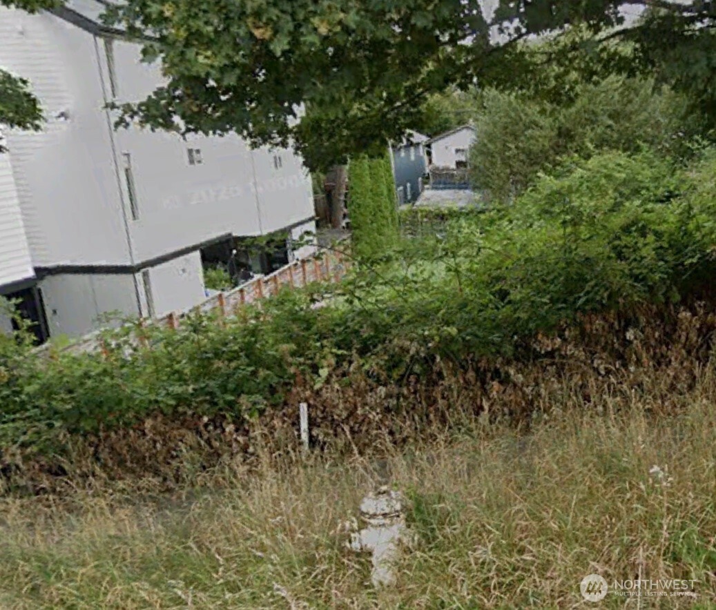 532 S Concord Street , Seattle, WA 98108