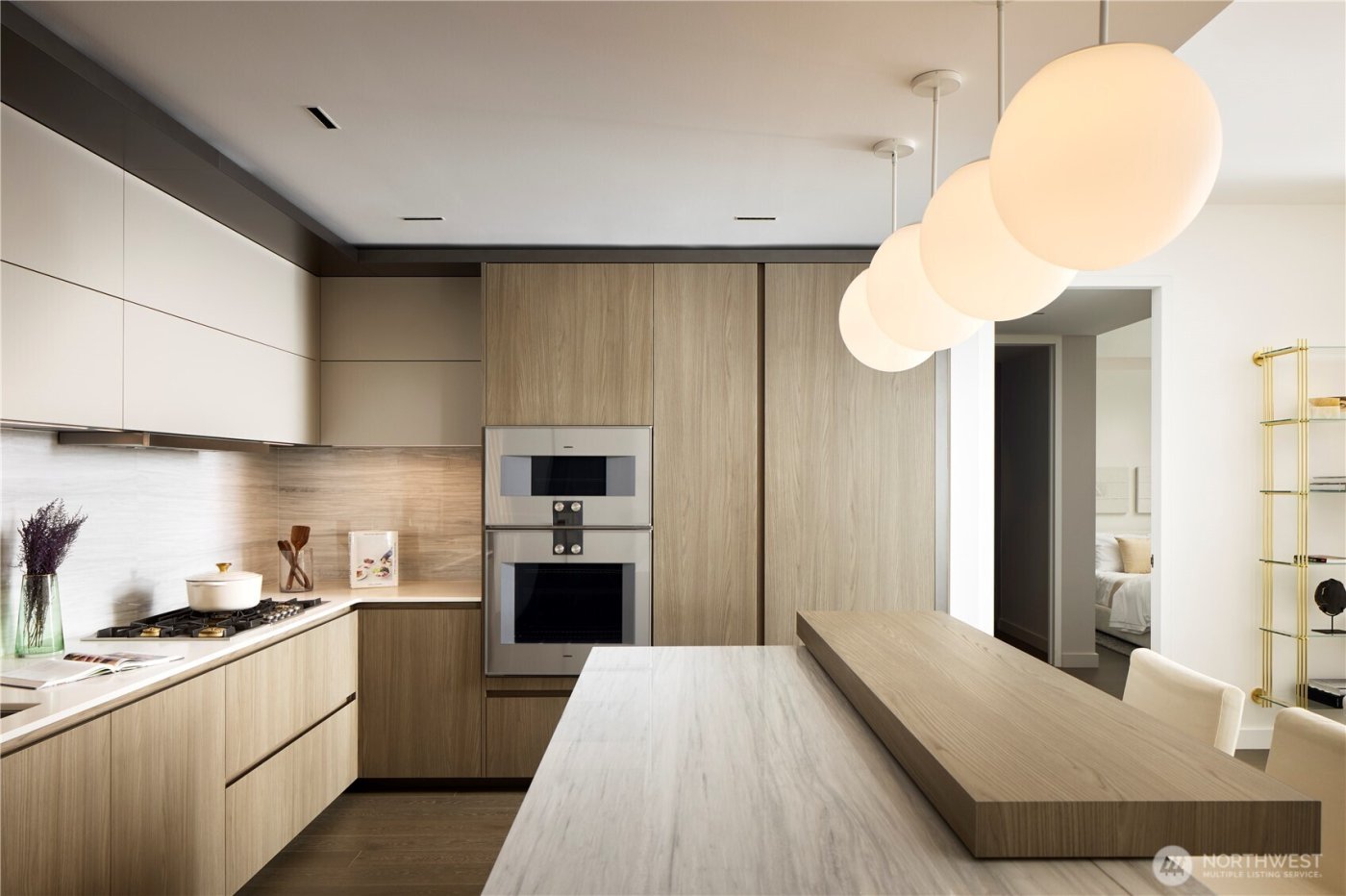 838 Avenue Square NE #1202, Bellevue, WA 98004