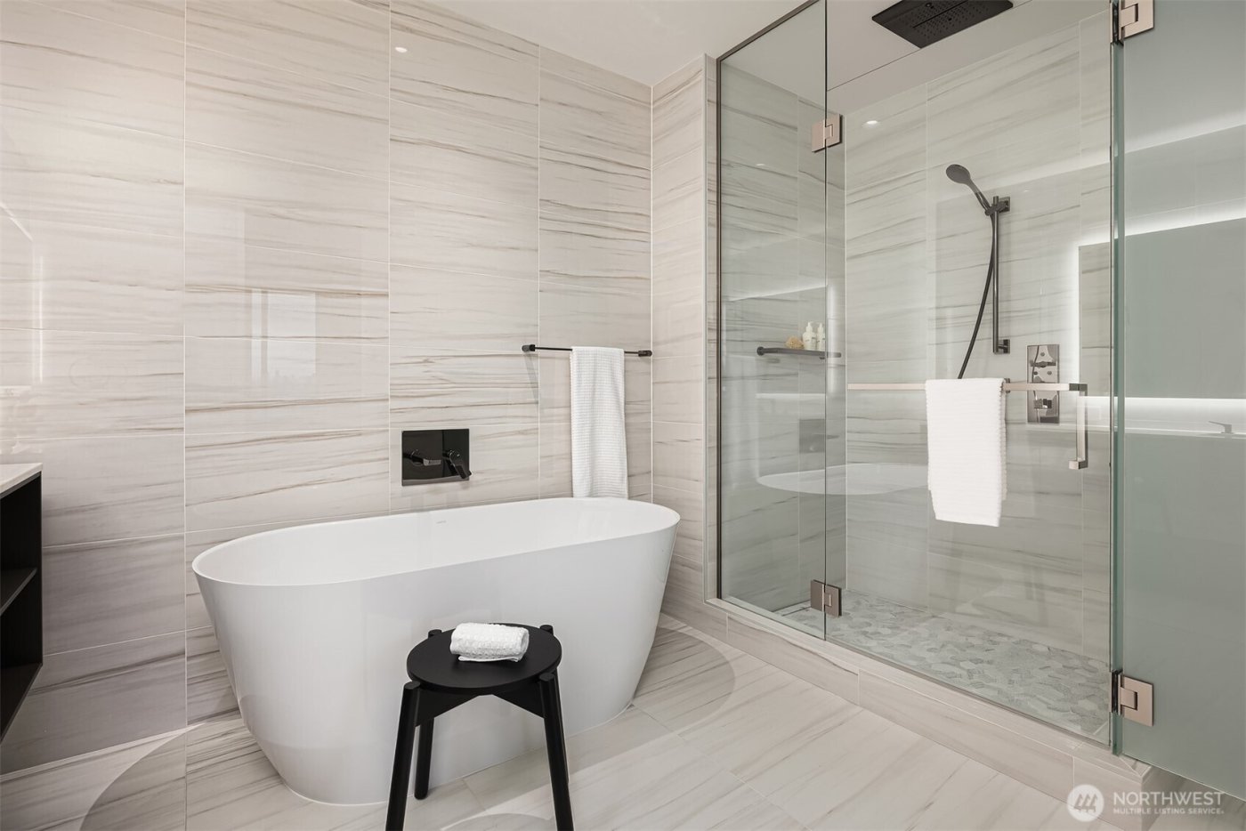 838 Avenue Square NE #1403, Bellevue, WA 98004