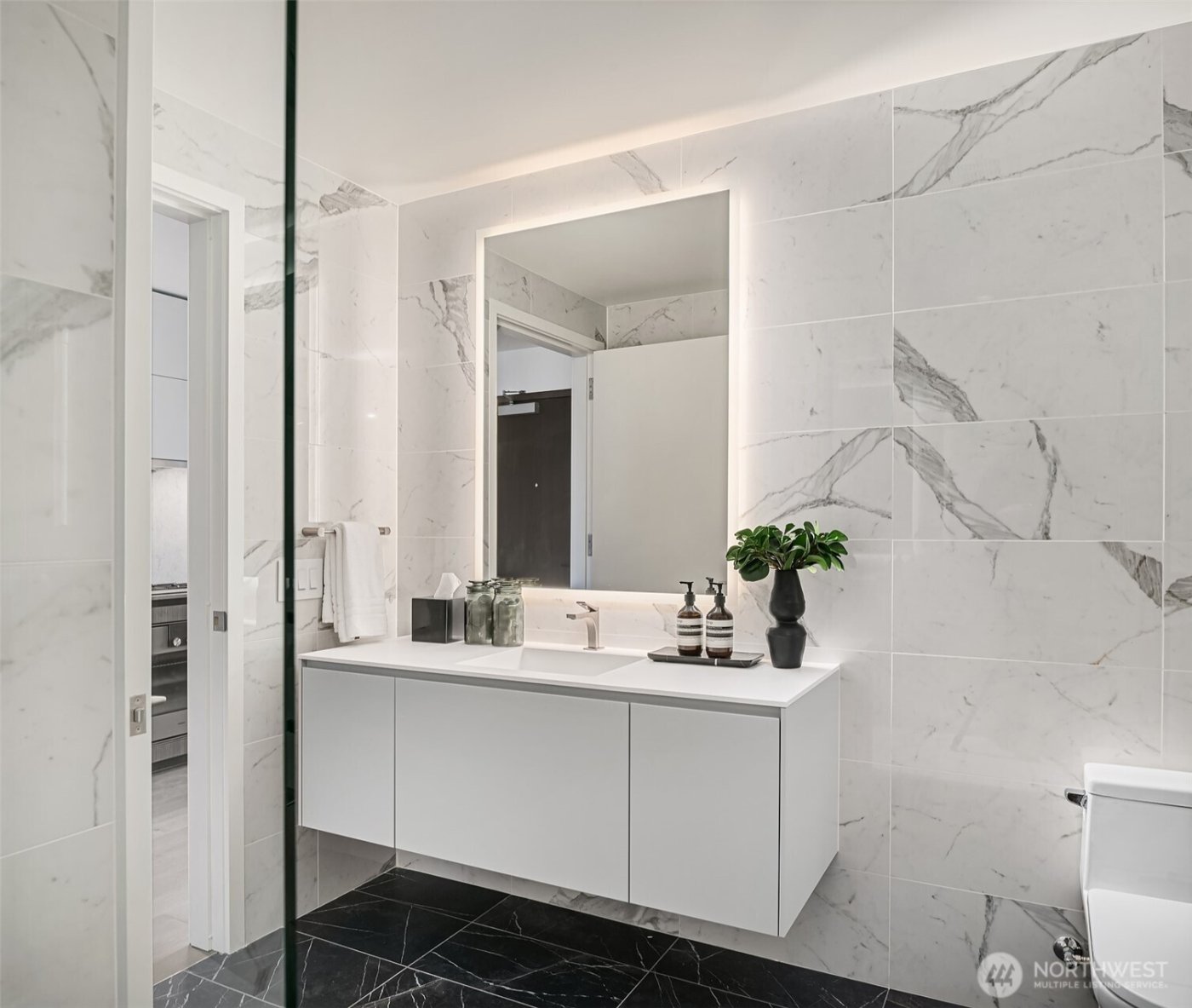 889 Avenue Square NE #708, Bellevue, WA 98004