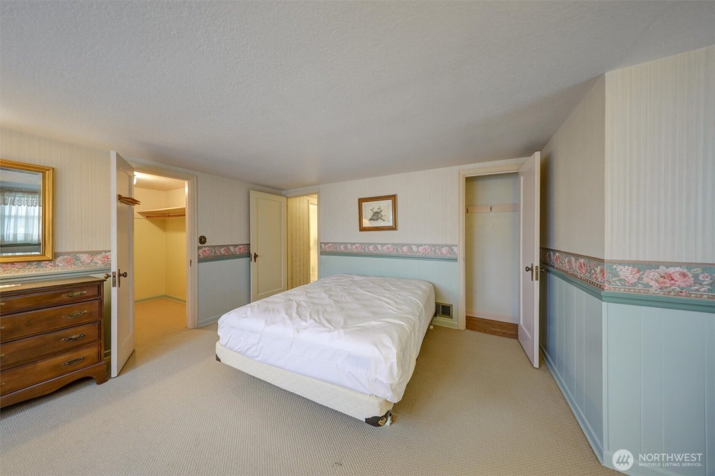 2536 N Lafayette Avenue , Bremerton, WA 98312