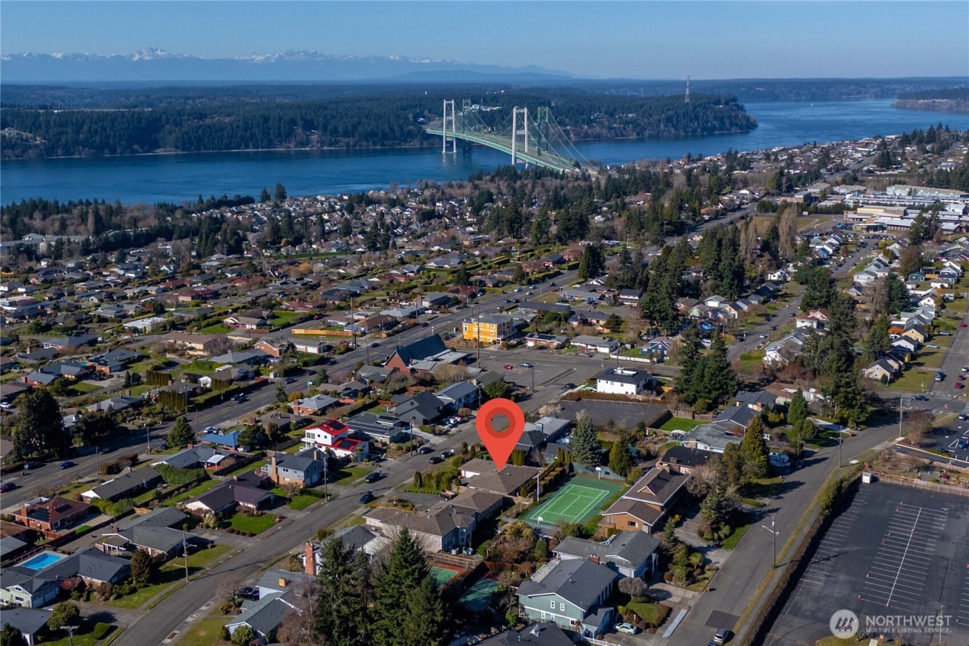 1233 S Geiger St , Tacoma, WA 98465-1522