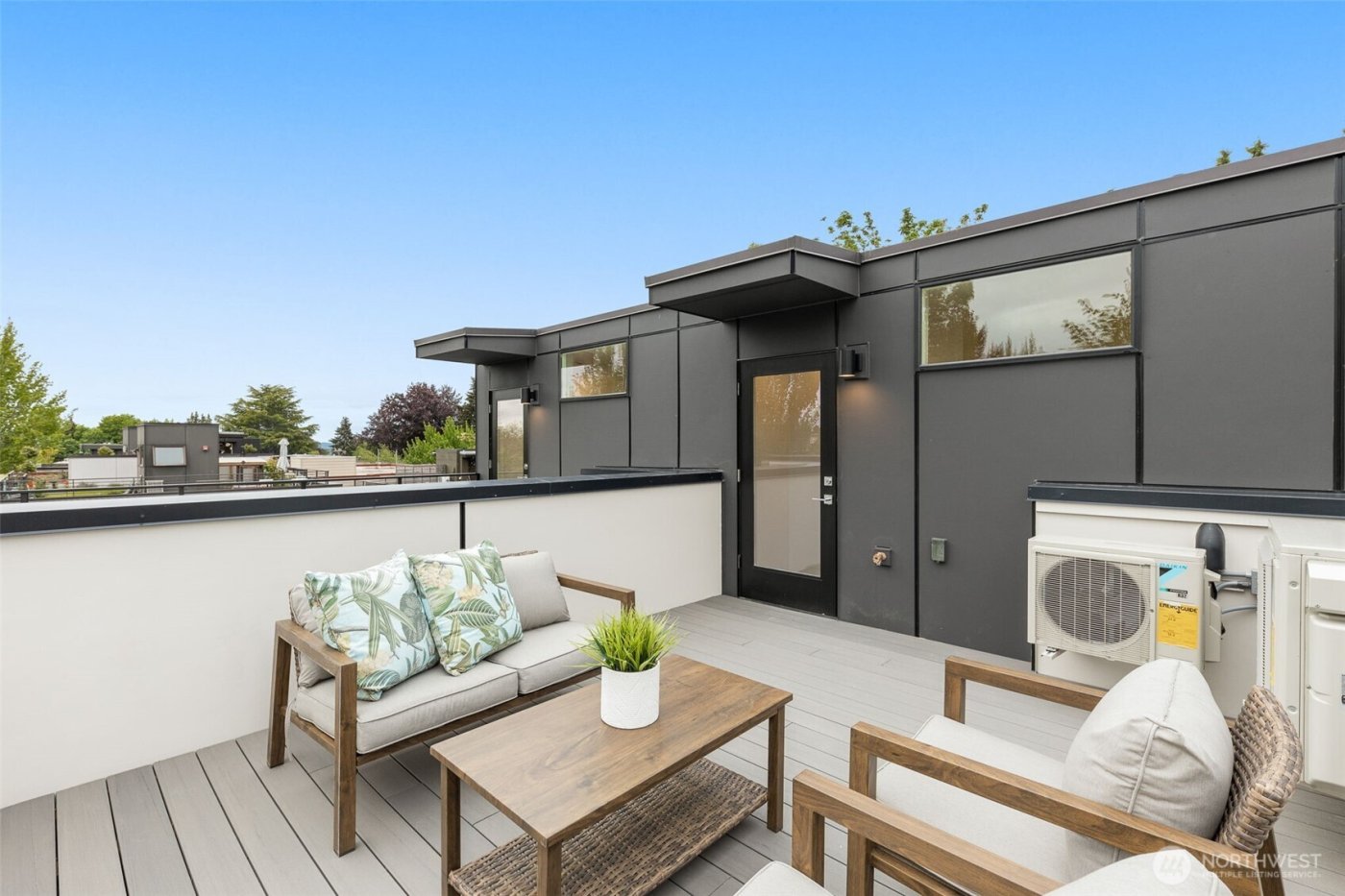 1104 C 34th Avenue , Seattle, WA 98122