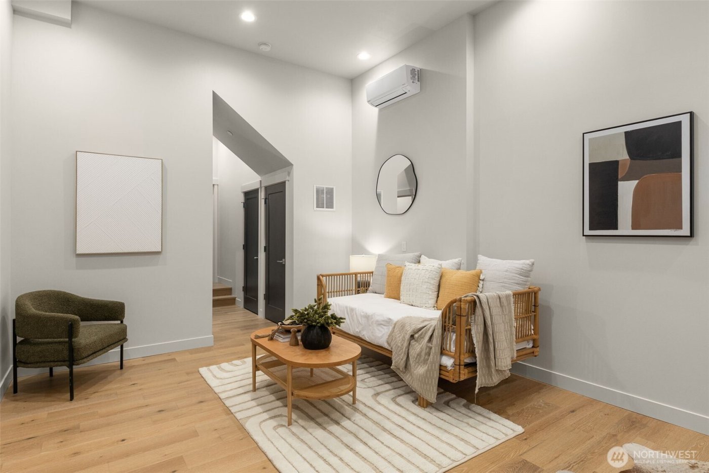 1104 C 34th Avenue , Seattle, WA 98122