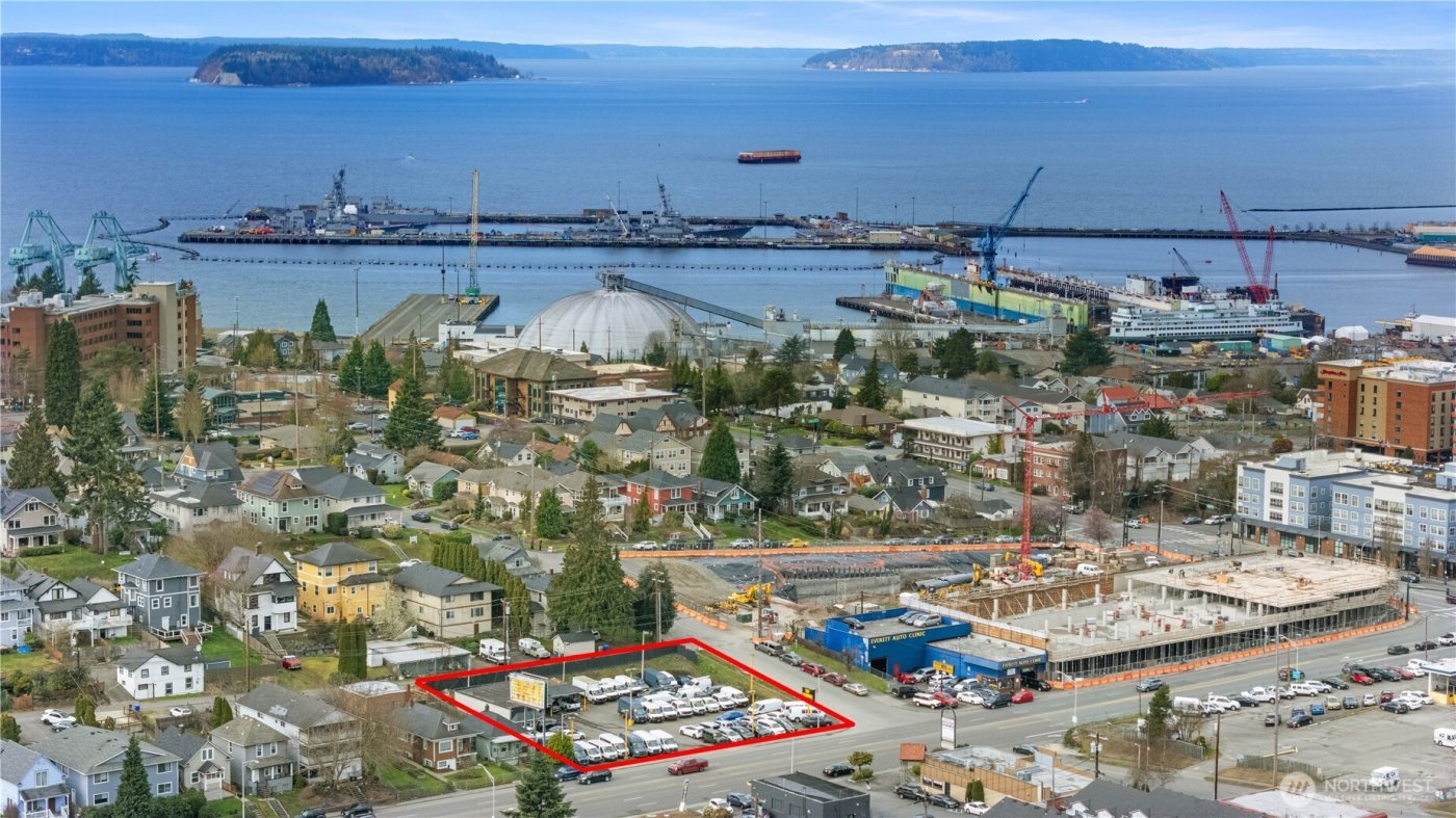 3200 Rucker Avenue , Everett, WA 98201