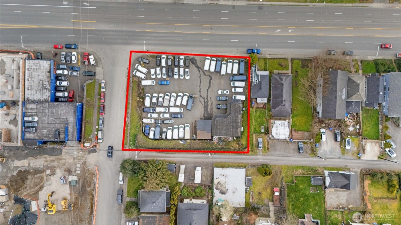 3200 Rucker Avenue , Everett, WA 98201