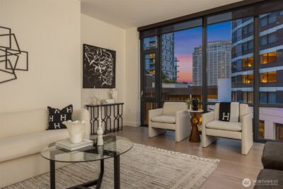 889 Avenue Square NE #311, Bellevue, WA 98004 - Photo 3