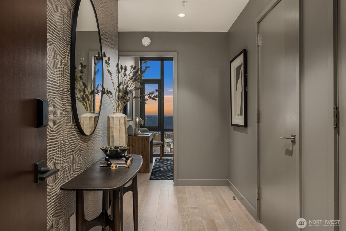 889 Avenue Square NE #1410, Bellevue, WA 98004