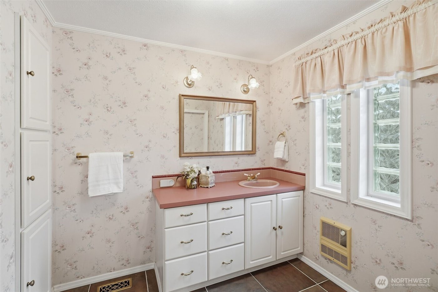 1703 W 25th Avenue , Spokane, WA 99224