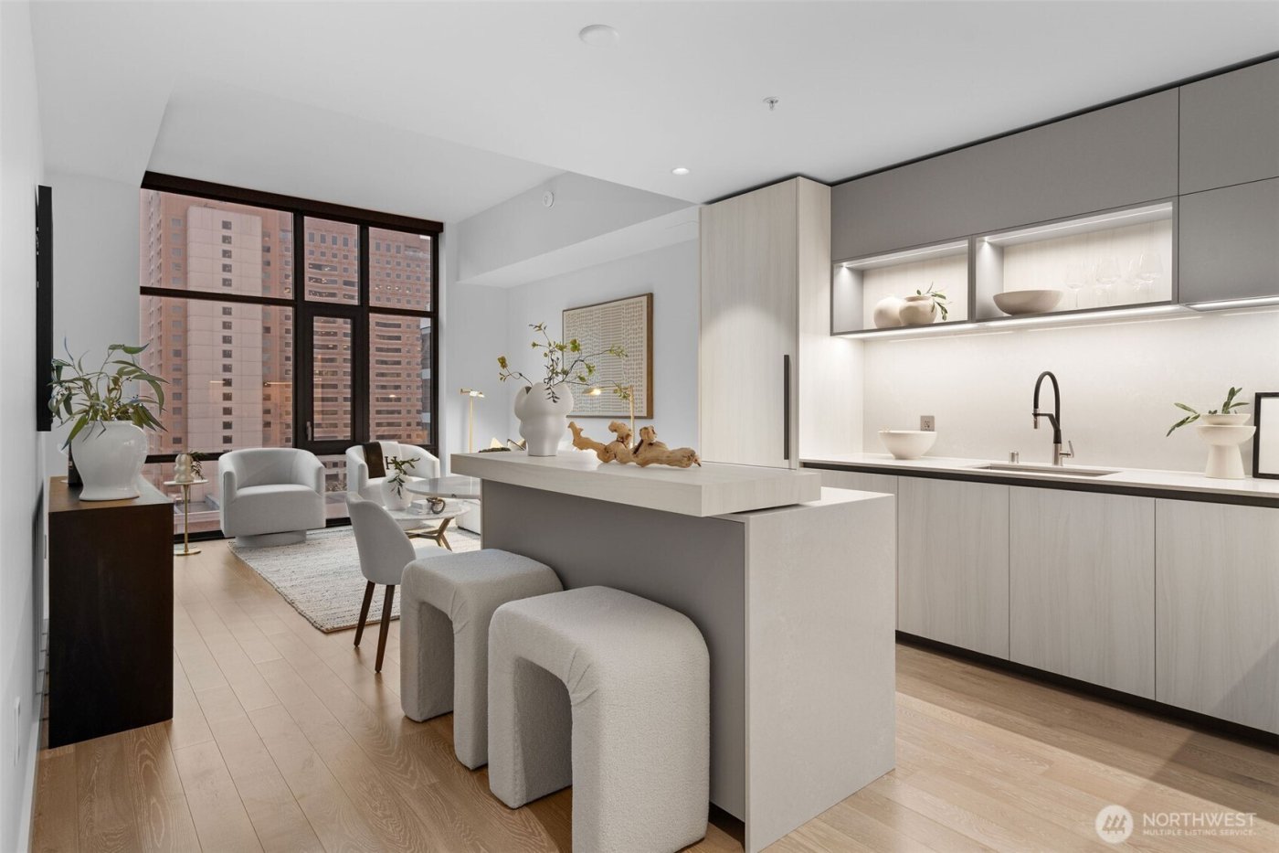 889 Avenue Square NE #607, Bellevue, WA 98004
