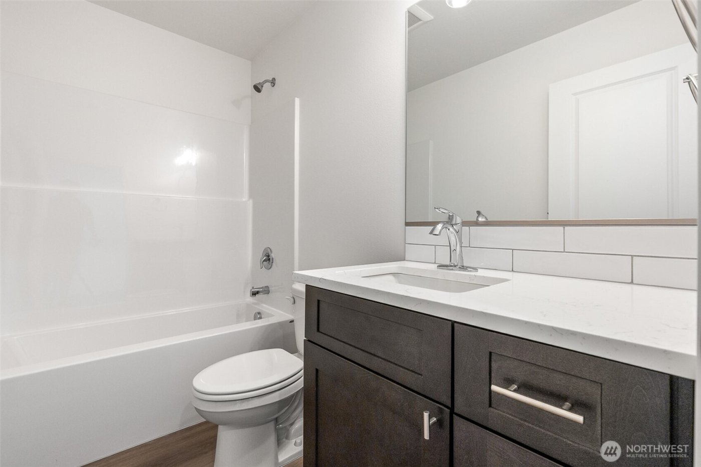 312 N Montana Street , Moses Lake, WA 98837