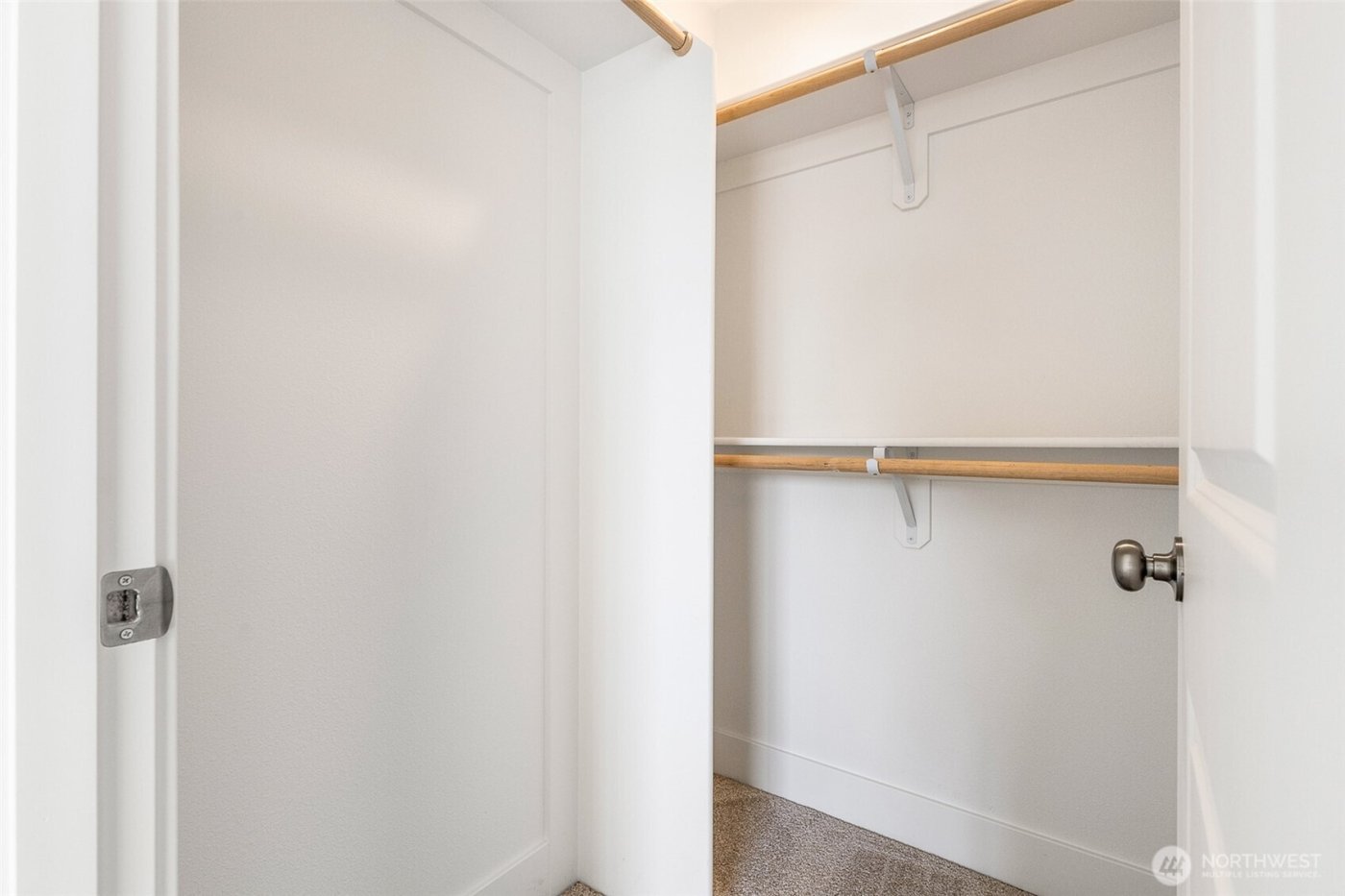 312 N Montana Street , Moses Lake, WA 98837