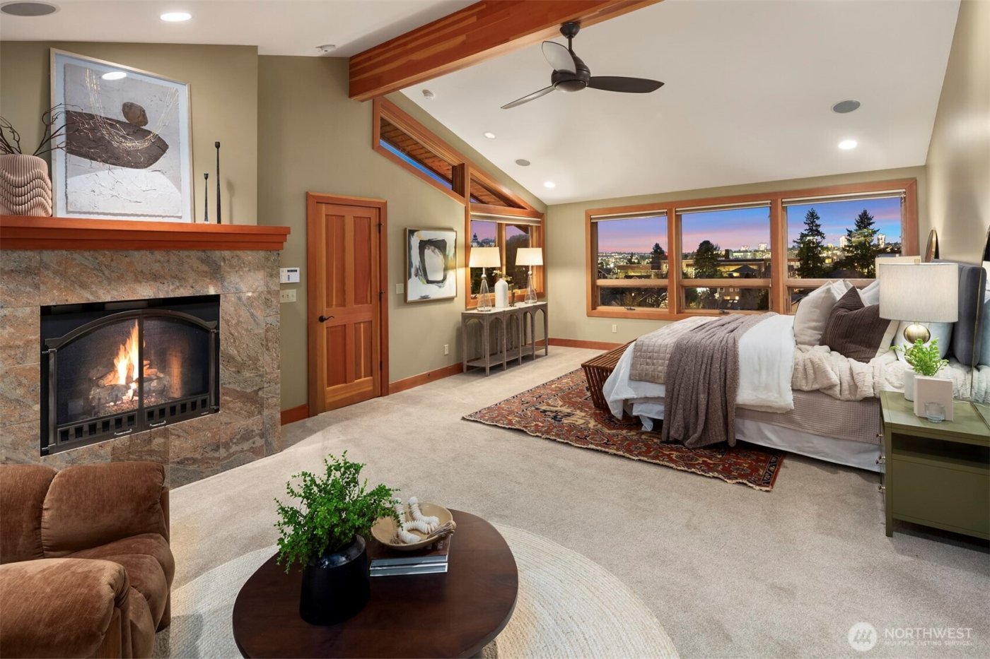 4544 49th Avenue NE, Seattle, WA 98105