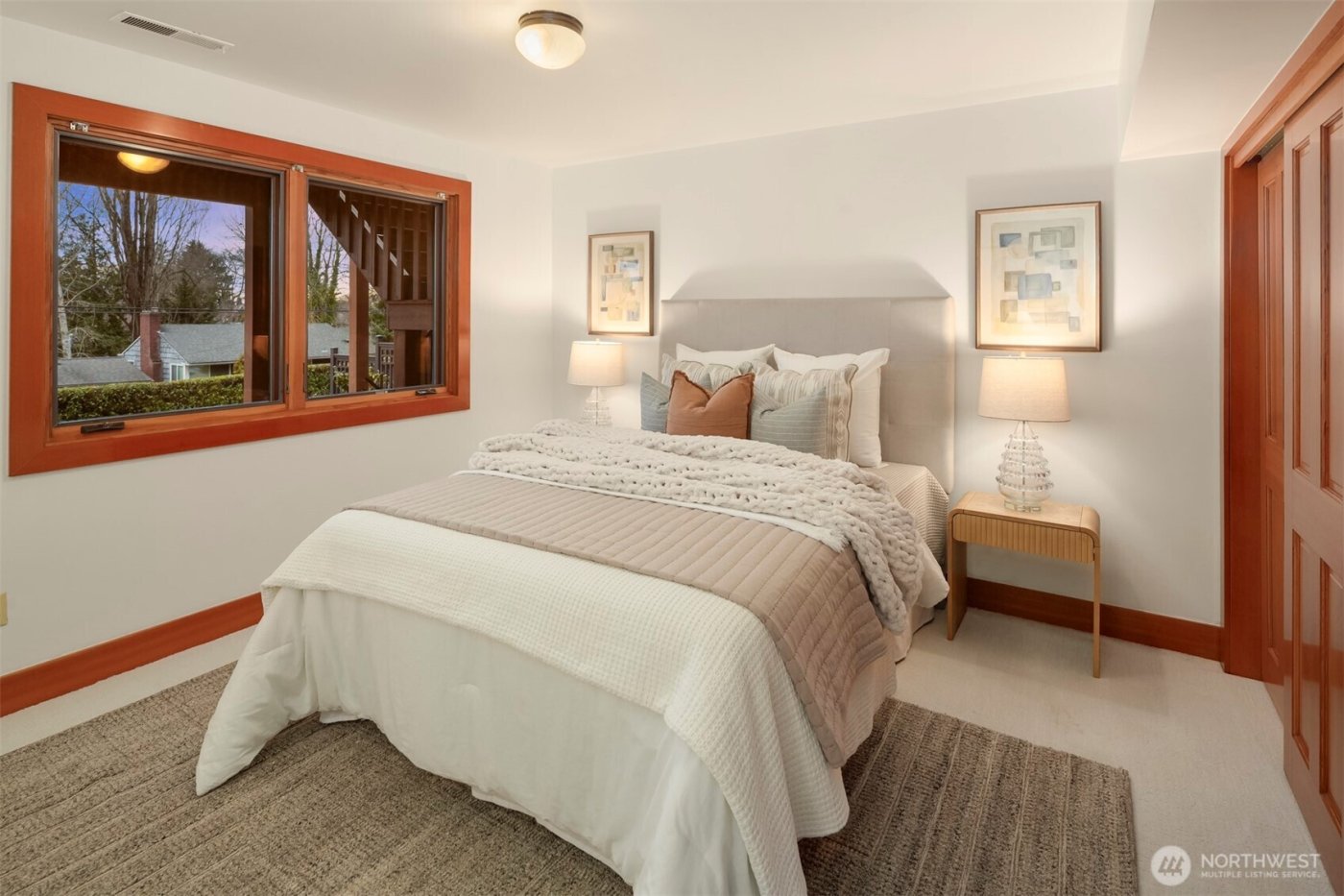 4544 49th Avenue NE, Seattle, WA 98105