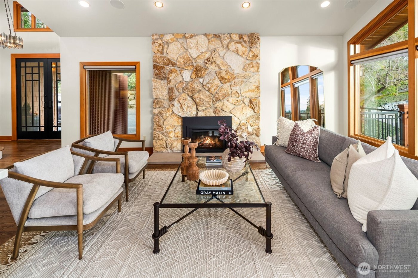 4544 49th Avenue NE, Seattle, WA 98105