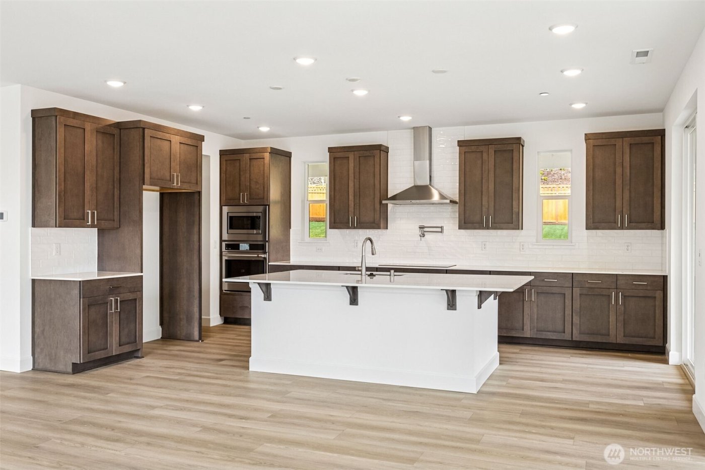 15410 210th Avenue E #316, Bonney Lake, WA 98391