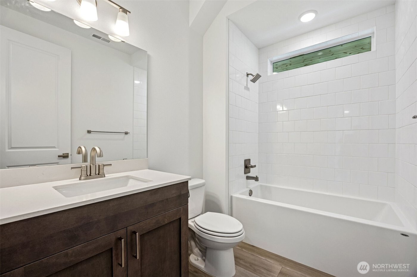 15410 210th Avenue E #316, Bonney Lake, WA 98391