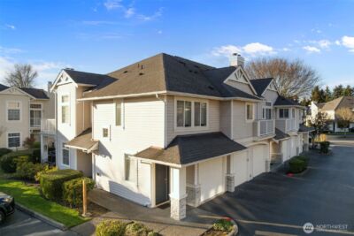 23519 55th Avenue S #12-1, Kent, WA 98032