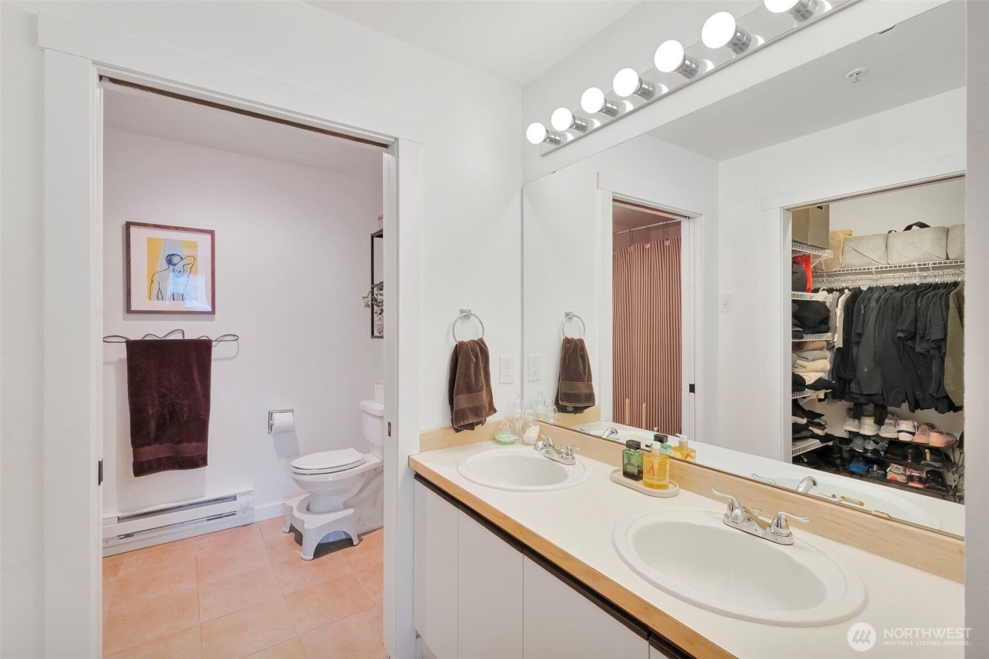 23519 55th Avenue S #12-1, Kent, WA 98032