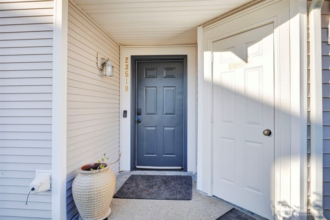 23519 55th Avenue S #12-1, Kent, WA 98032