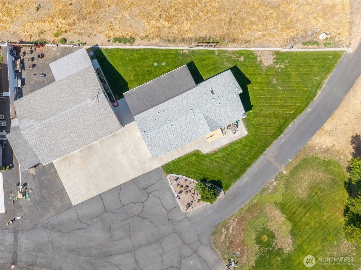 10624 Handicap Drive SE, Warden, WA 98857