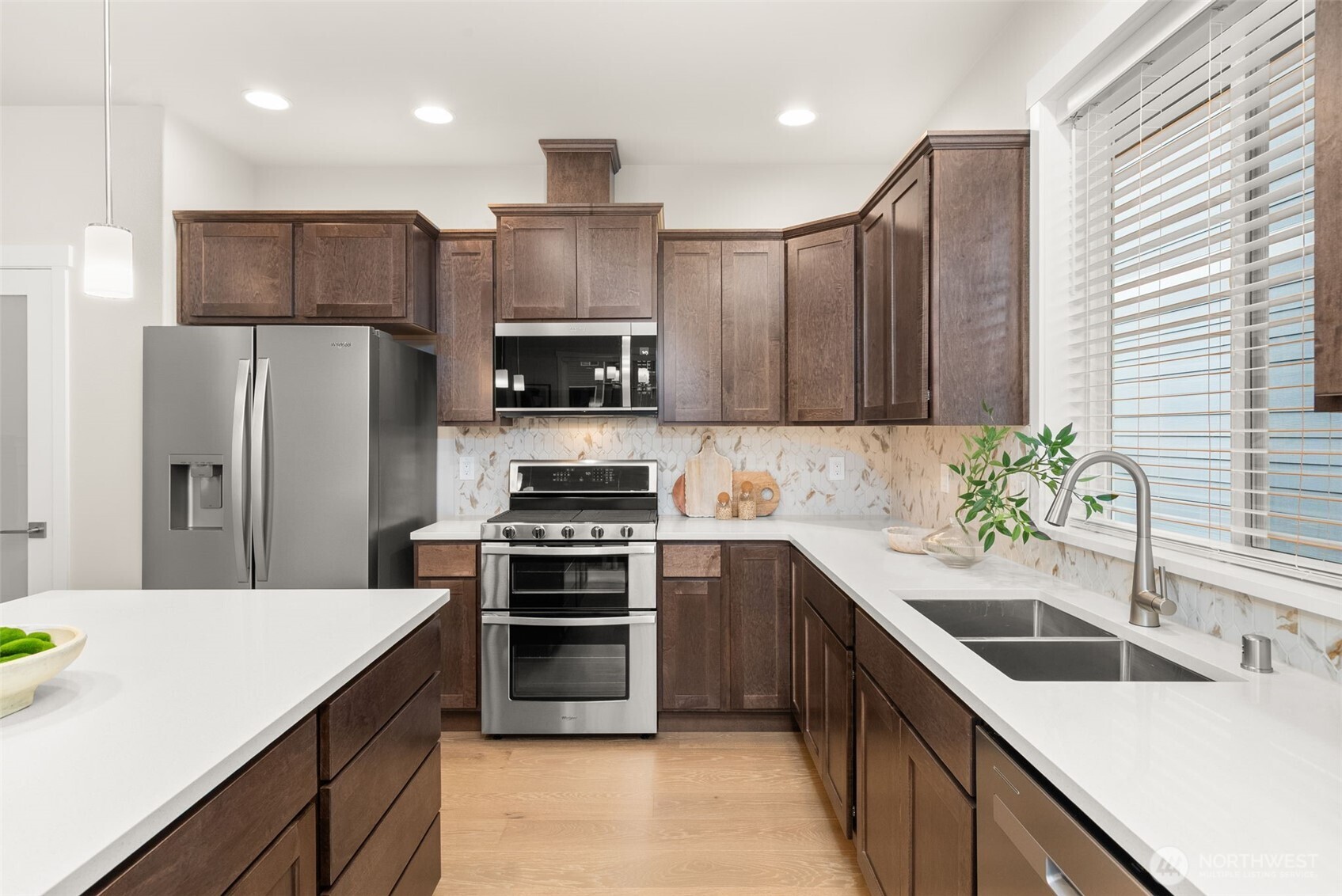 9017 Wyatt Court SE, Tumwater, WA 98501