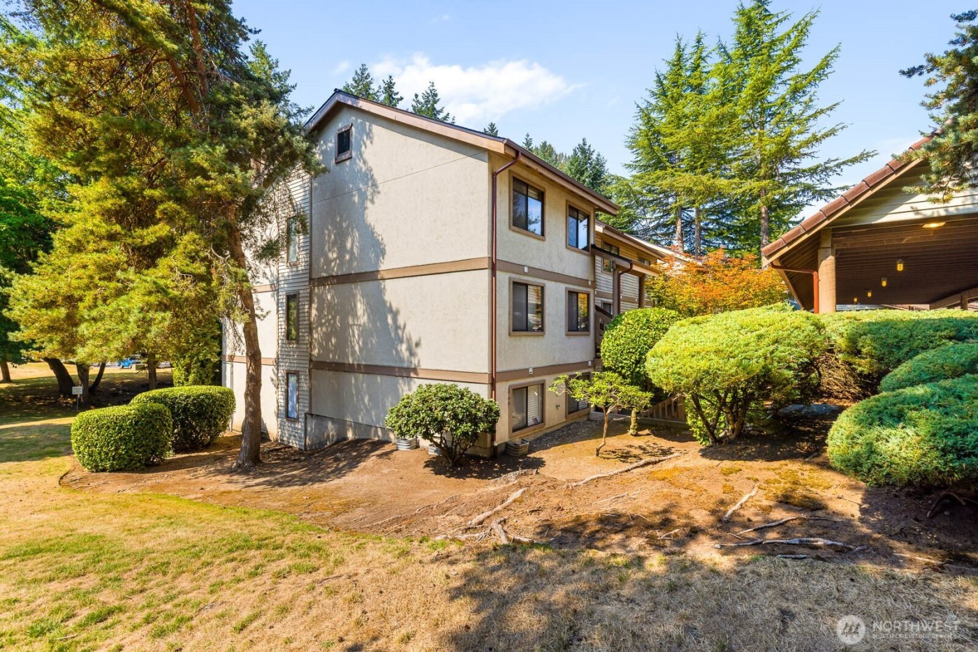 17425 119th Lane SE #D30, Renton, WA 98058